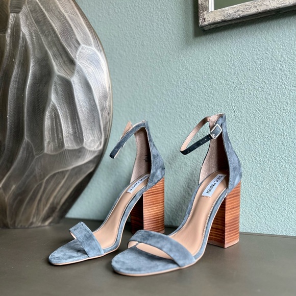 {Steve Madden} Carrson Suede Block Heels - Picture 3 of 7